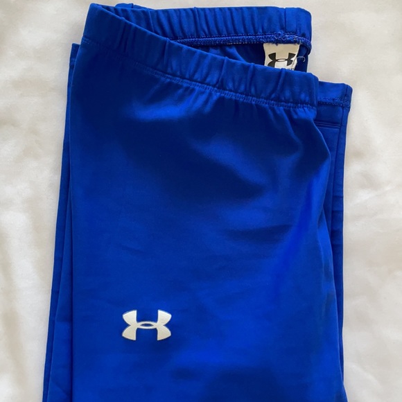 *FLASH SALE* Misc Leggings!💕🤩 Under Armor Capri - Picture 6 of 6
